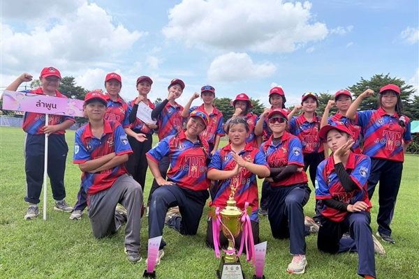 Lamphun girls crowned under-17 national champions