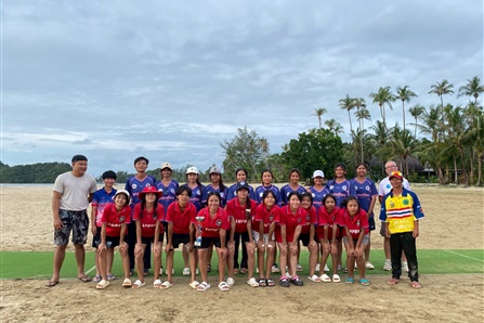 Koh Chang Beach Cricket celebrates its tenth annniversary